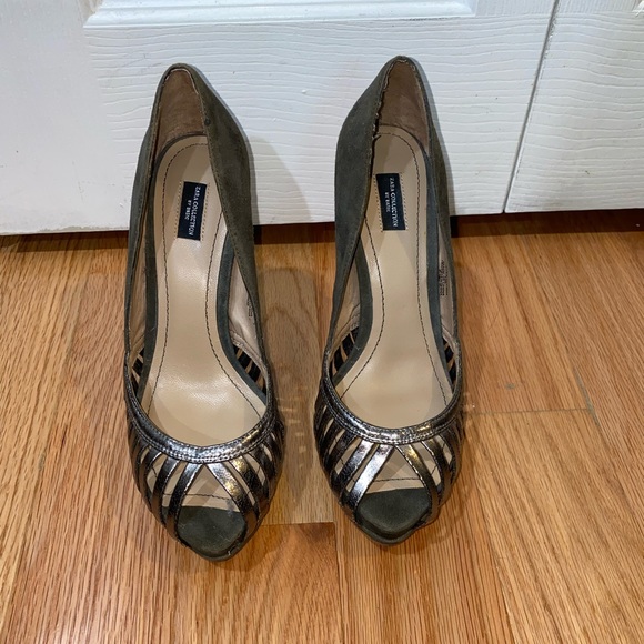 Zara Collection Metallic Silver and  Green Heels - Picture 2 of 5